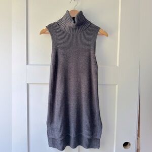 Universal Thread women’s pullover sweater vest